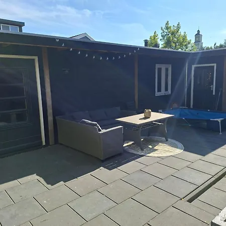 Casa Amsterdam 1 *
